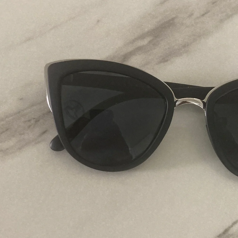 Quay Australia Black Cat Eye Sunglasses with Silver Bridge